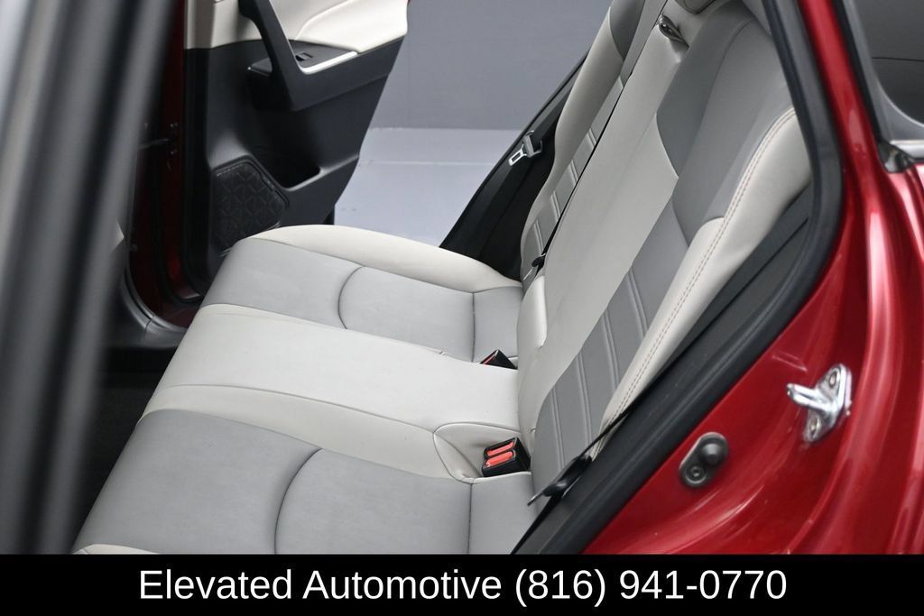 Used 2023 Toyota RAV4 XLE Premium AWD/4WD image 20