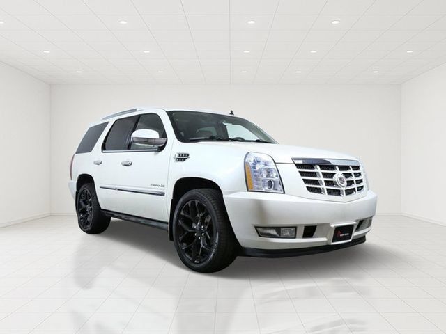 Used 2010 Cadillac Escalade Premium AWD/4WD image 1