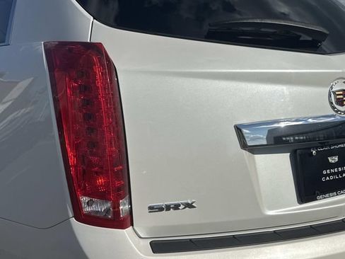 Used 2012 Cadillac SRX Performance FWD image 9