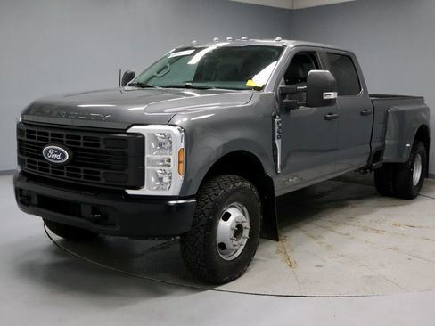 Used 2025 Ford F350 XL AWD/4WD image 6