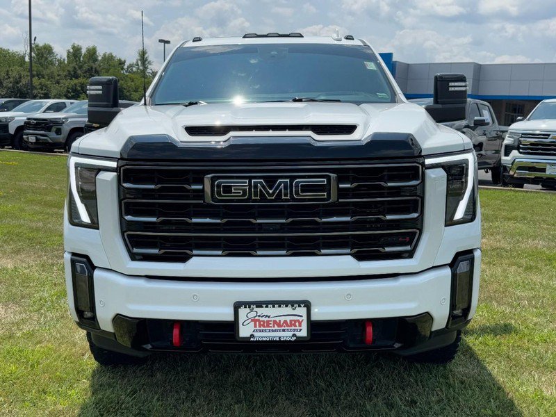 Used 2024 GMC Sierra 2500 AT4 w/ AT4 Premium Plus Package AWD/4WD image 9