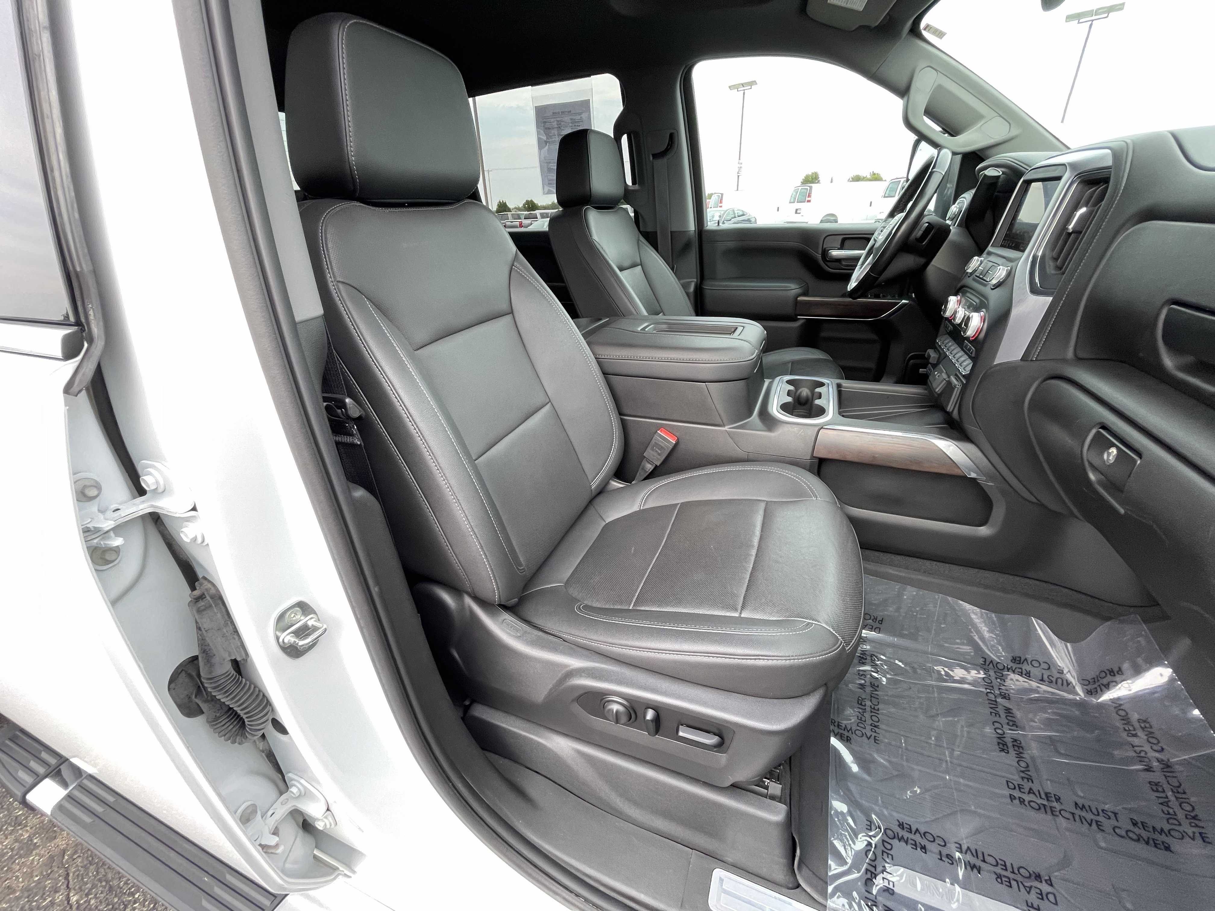 Certified 2021 GMC Sierra 2500 SLT w/ SLT Preferred Package AWD/4WD image 18