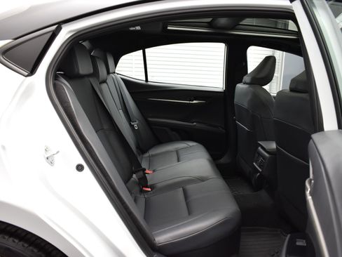 Used 2025 Toyota Camry XSE image 11