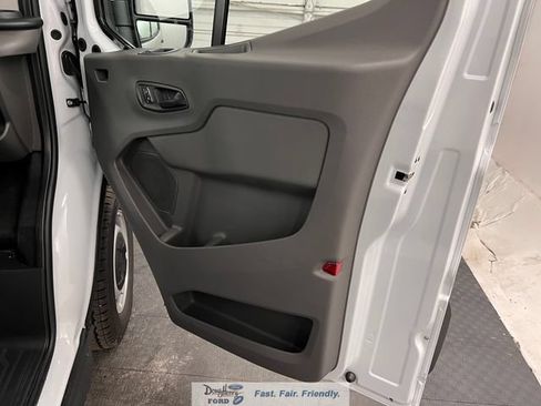 New 2026 Ford Transit 250 148 Medium Roof w/ Load Area Protection Package RWD image 39