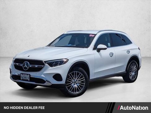 Used 2026 Mercedes-Benz GLC 300 image 1