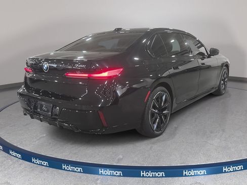 Certified 2024 BMW 740i RWD image 5