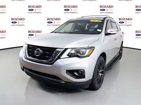 Used 2020 Nissan Pathfinder SV AWD/4WD image 4