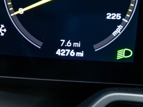 Used 2024 Porsche 911 GT3 Touring w/ Chrono Package RWD image 11