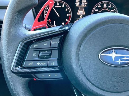 Used 2025 Subaru Crosstrek 2.0i Premium image 24