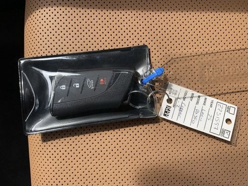 Used 2025 Lexus RX 350 Premium w/ Accessory Package (Z1) image 37