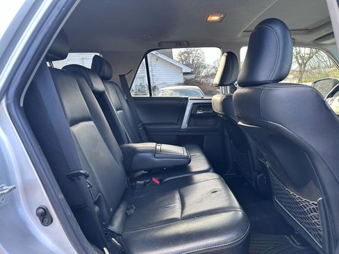 Used 2015 Toyota 4Runner Limited image 17