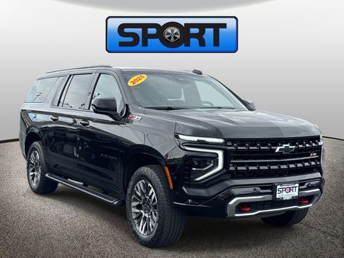 Used 2025 Chevrolet Suburban Z71 AWD/4WD image 27