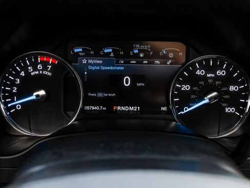 Used 2017 Ford F250 Platinum w/ Platinum Ultimate Package image 15