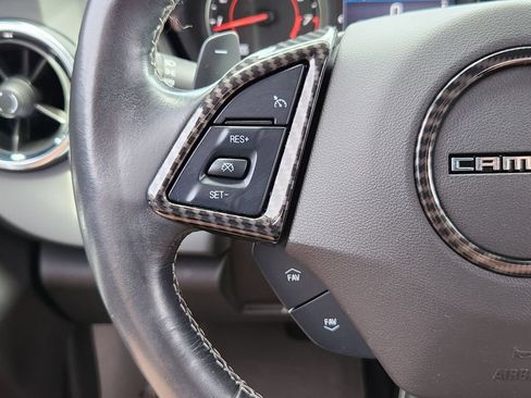 Used 2022 Chevrolet Camaro LT RWD image 26