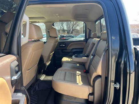 Used 2018 GMC Sierra 1500 Denali w/ Denali Ultimate Package image 17