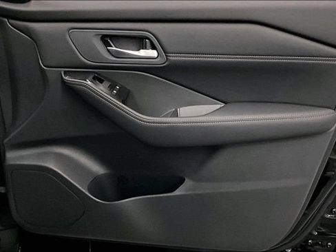 New 2026 Nissan Rogue Dark Armor AWD/4WD image 32