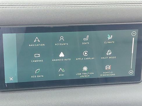 Used 2023 Land Rover Defender 110 X-Dynamic SE image 25