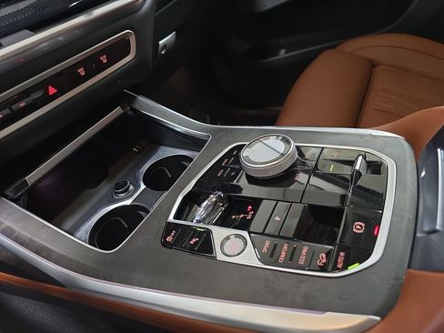 Used 2024 BMW X7 xDrive40i w/ Executive Package AWD/4WD image 26