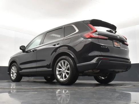 Used 2025 Honda CR-V EX image 12