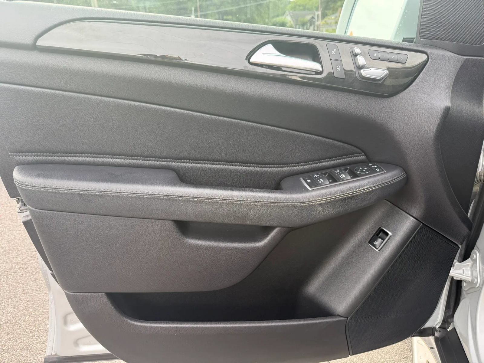 Used 2016 Mercedes-Benz GLE 350 image 9