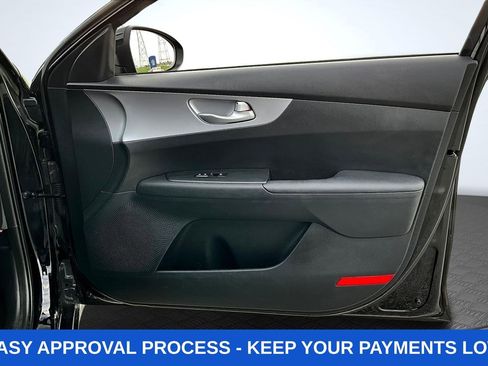 Used 2022 Kia Forte LXS FWD image 34