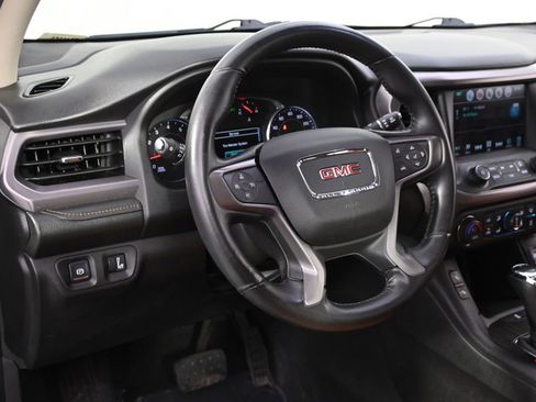 Used 2017 GMC Acadia SLT AWD/4WD image 11