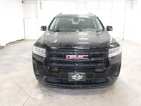 Used 2023 GMC Acadia SLT w/ Elevation Edition image 3