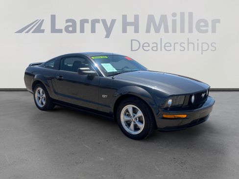 Used 2007 Ford Mustang GT RWD image 7