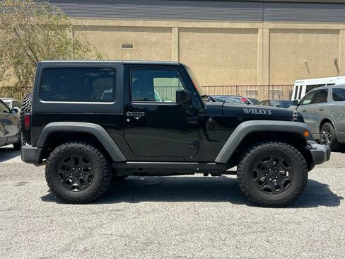 Used 2017 Jeep Wrangler Sport AWD/4WD image 2