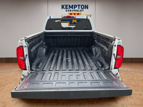 Used 2022 Chevrolet Colorado W/T w/ WT Convenience Package RWD image 18