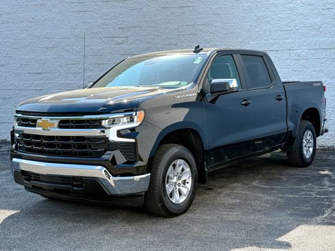 Certified 2026 Chevrolet Silverado 1500 LT AWD/4WD image 3