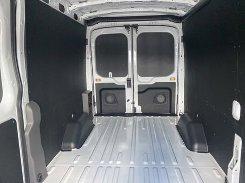 New 2023 Ford E-Transit Medium Roof w/ Load Area Protection Package image 20