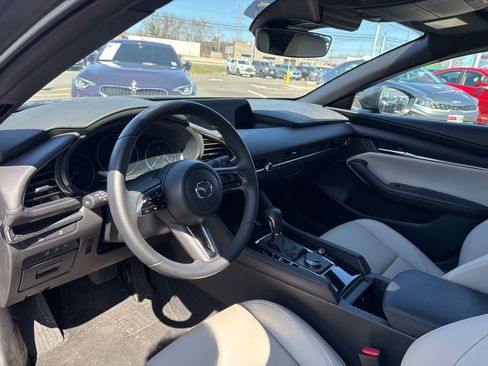 Used 2024 MAZDA MAZDA3 s image 9