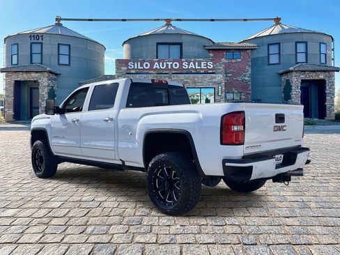 Used 2016 GMC Sierra 2500 Denali w/ Duramax Plus Package image 3