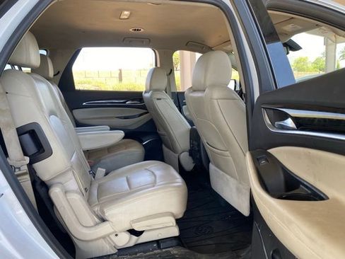 Used 2021 Buick Enclave Essence w/ Sport Touring Edition FWD image 6