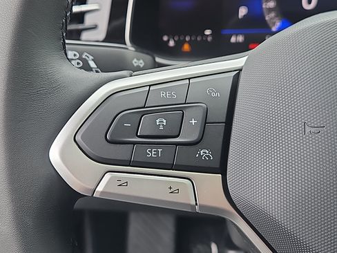 New 2026 Volkswagen Jetta SE FWD image 14