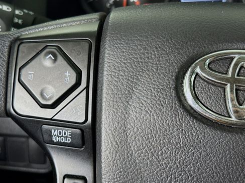 Used 2021 Toyota Tacoma SR image 13