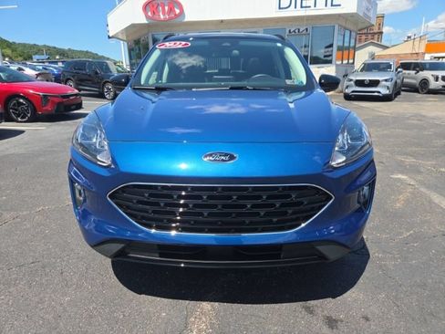 Used 2022 Ford Escape SEL w/ SEL Stealth AWD Package image 2