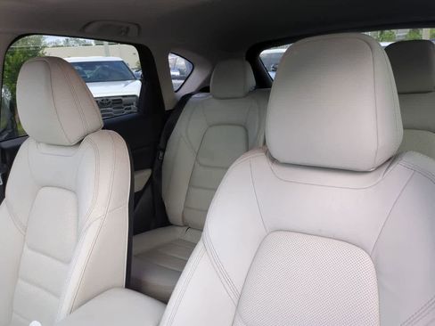 Used 2023 MAZDA CX-5 AWD 2.5 S w/ Premium Package image 8