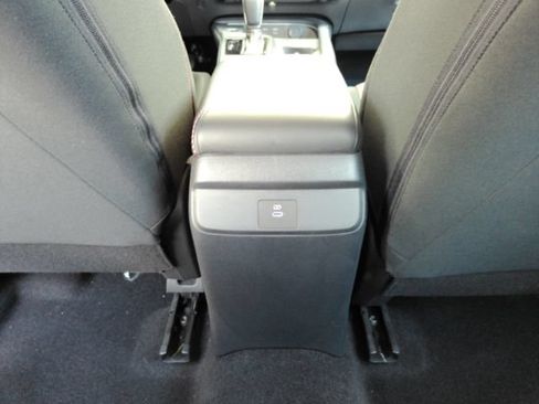 Used 2026 Nissan Sentra SR w/ Floor Mat Package FWD image 24