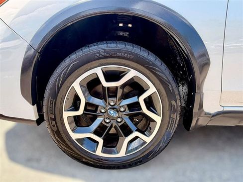 Used 2017 Subaru Crosstrek 2.0i Premium AWD/4WD image 30