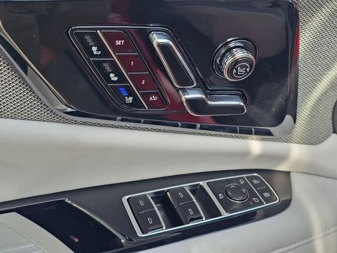 New 2026 Cadillac Optiq Sport 2 AWD/4WD image 22