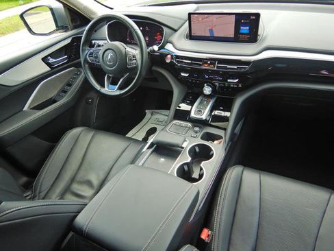 Used 2023 Acura MDX SH-AWD w/ Technology Package image 7