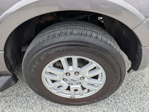 Used 2012 Ford Expedition EL Limited AWD/4WD image 4
