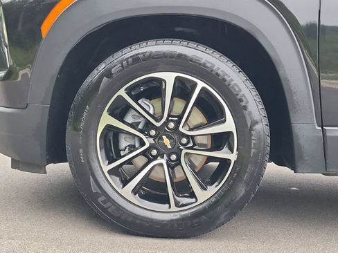 Used 2025 Chevrolet TrailBlazer LT FWD image 19