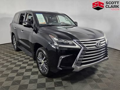 Used 2016 Lexus LX 570 4WD w/ Luxury Package