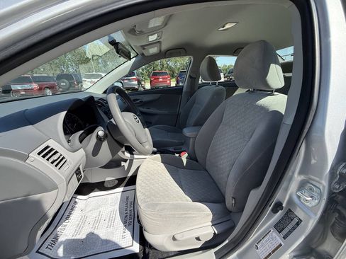 Used 2009 Toyota Corolla LE FWD image 17