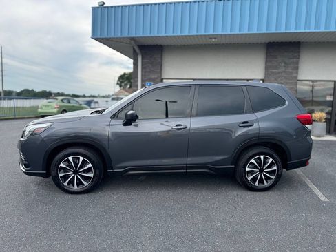 Used 2022 Subaru Forester AWD/4WD image 39