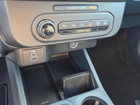 New 2026 Ford Maverick XL FWD image 21