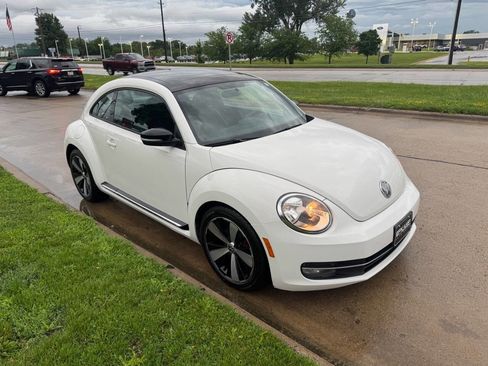 Used 2013 Volkswagen Beetle 2.0T FWD image 7
